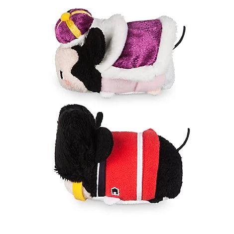 Disney Tsum Tsum Mini 3 1 / 2" Plush Set - Mickey & Minnie - London 2 Disney Tsum Tsum Mini 3 1 / 2" Plush Set - Mickey & Minnie - London - Image 2